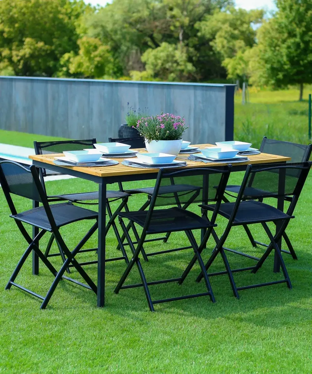 Kerti asztal székekkel