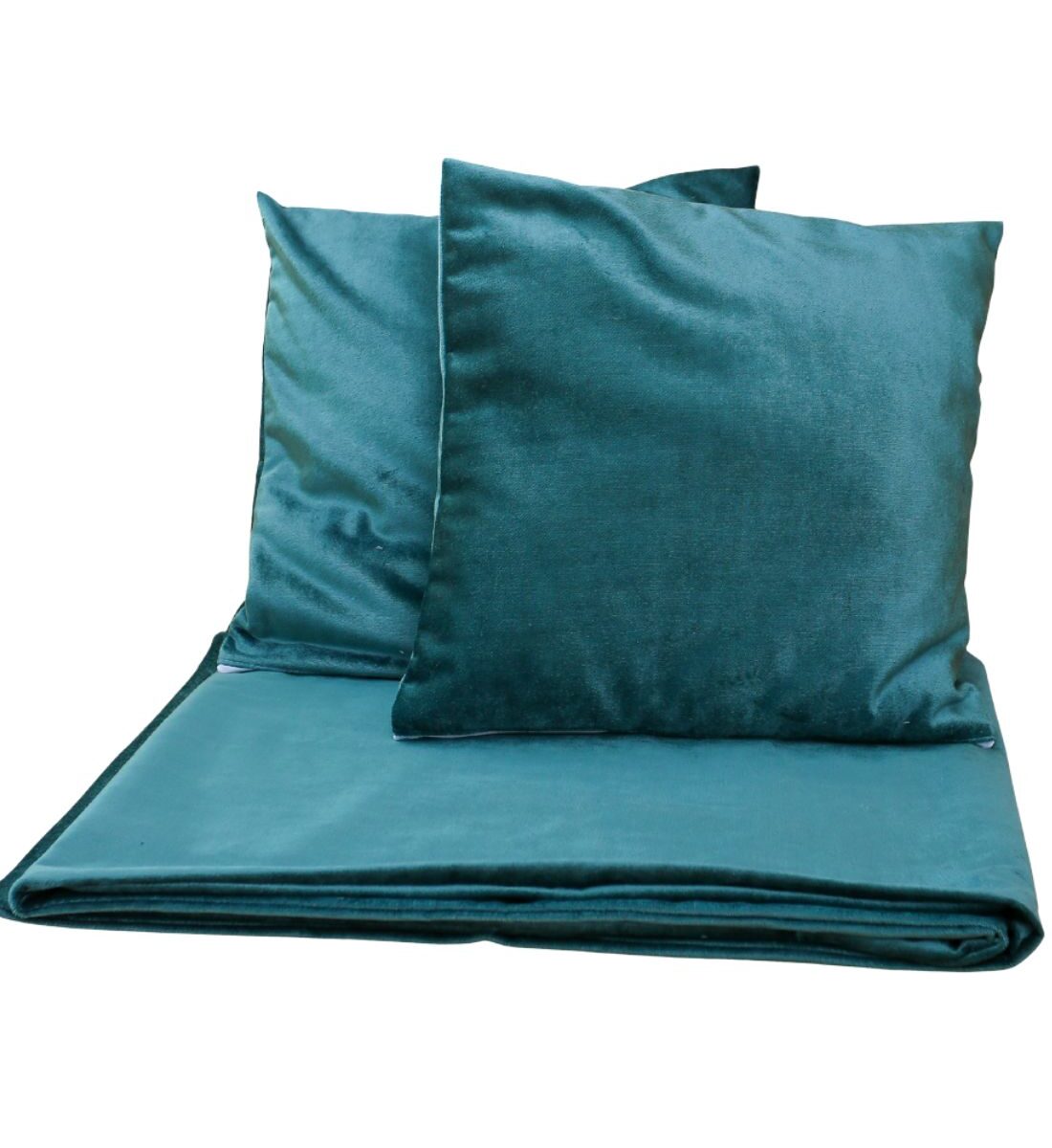 Mély türkiz díszpárna szett ágydísszel – elegáns lakásdekoráció